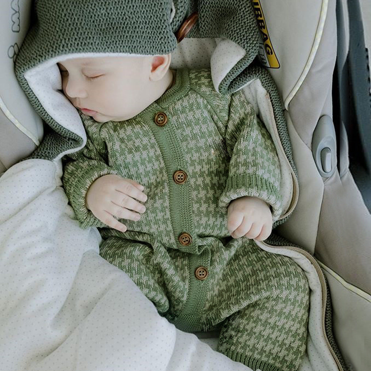 Houndstooth Knit Sweater Bodysuit & Beanie Hat Set - age: 3- 36 months